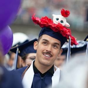 Meet your Posher, Mackey